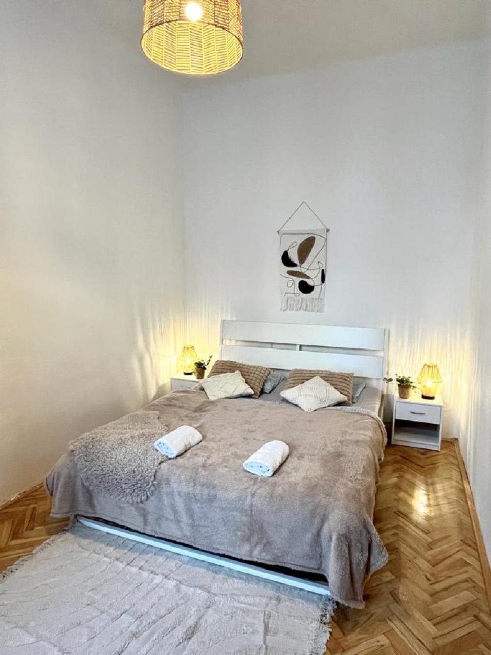 Apartment Cecil - Old Town Bratislava Exterior foto